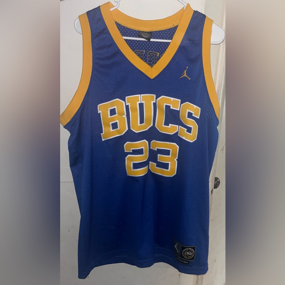 Joan brand Micheal Jordan high school ( Laney buccaneers ) jersey